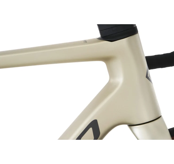 Bicicleta de carretera carbono Shimano 105 Di2 12v