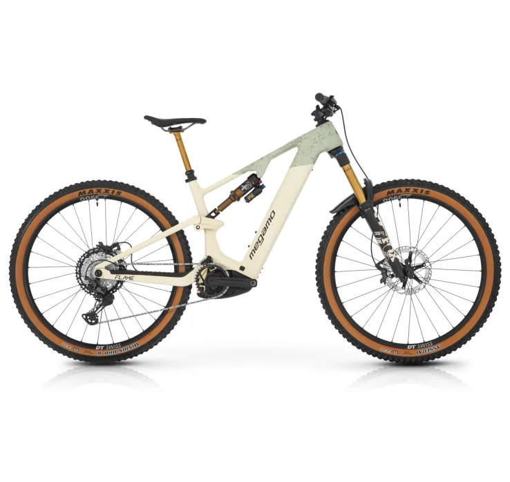 BICICLETA MEGAMO FLAME CRB 03 2026