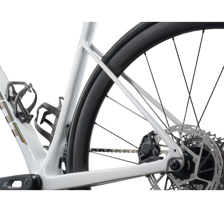 Bicicleta Giant Defy Advanced Pro 1 2026